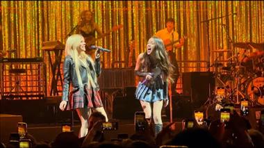 Olivia Rodrigo convida Avril Lavigne para cantar 