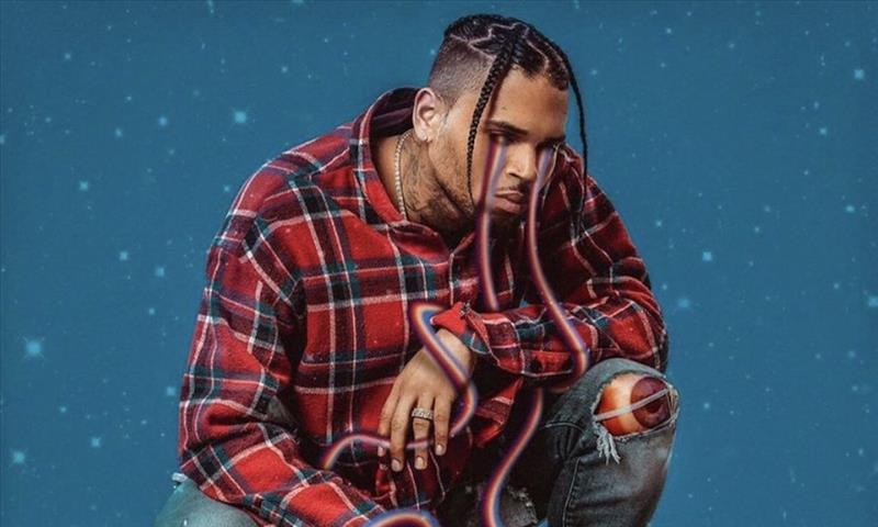 Chris Brown lança seu décimo disco de estúdio, "Breezy"
