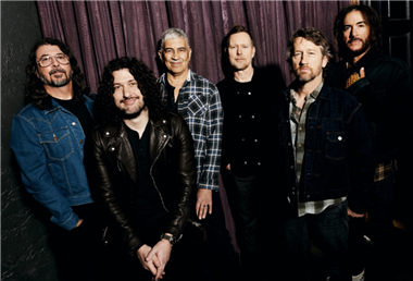 Foo Fighters lançam 